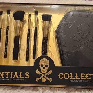 Skull Design Brush Set - Black and Gold